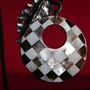 🆕 glass pendent choker